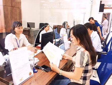 Hung Yen promeut sa réforme administrative ảnh 1