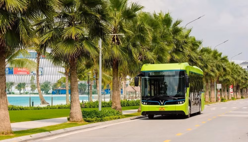 Hanoï nécessitera de 887 millions de dollars pour une flotte d’autobus électriques ảnh 1
