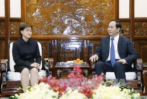 Le Vietnam prend en haute considération le partenariat stratégique avec Singapour ảnh 1