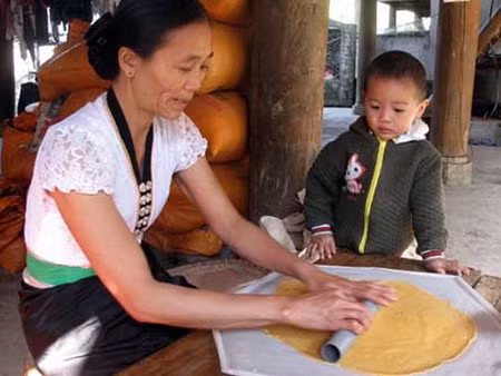 Plongée au coeur du Têt chez les minorités ethniques ảnh 3