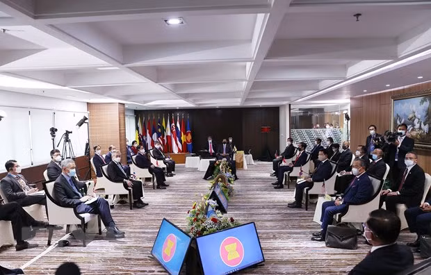 Le Japon, l’UE et l’Australie saluent les efforts de l'ASEAN face à la crise au Myanmar ảnh 1
