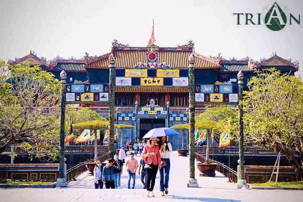 Ancienne cité impériale de Huê : une chute de 72,6% de son chiffre d’affaires en 2020 ảnh 1