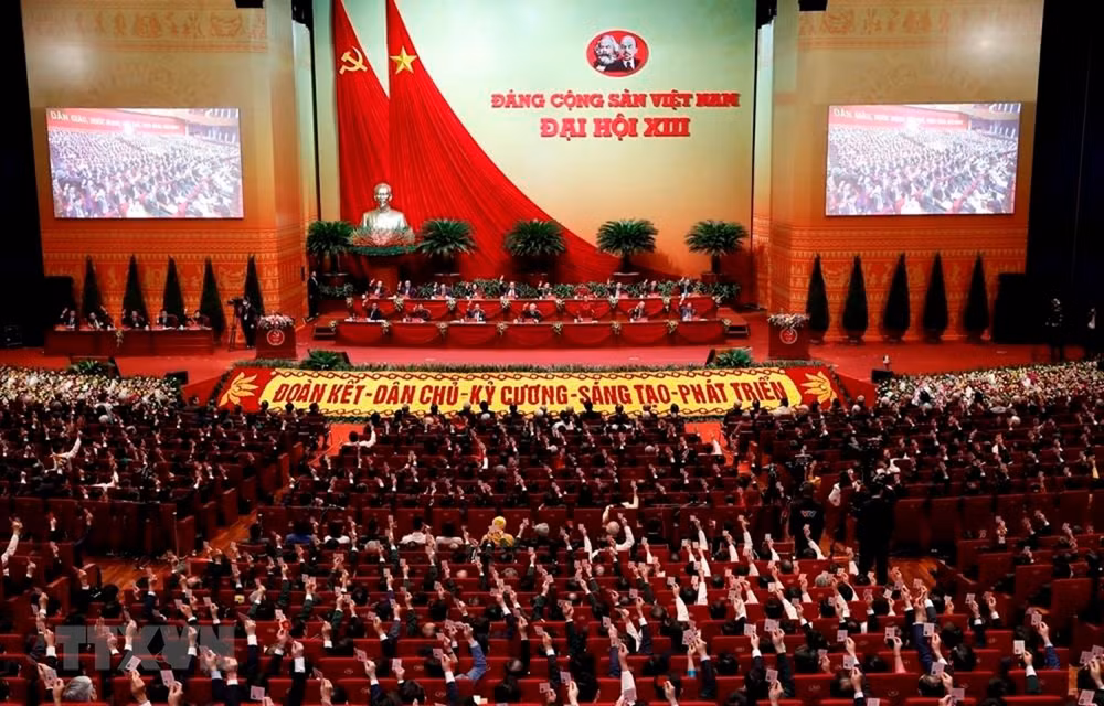 L’enthousiasme des Vietnamiens en Europe de l’Est pour le succès du 13e Congrès national ảnh 1