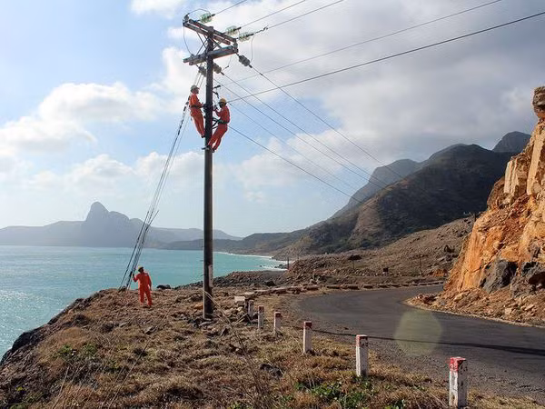 Ba Ria-Vung Tau : l'île de Con Dao sera reliée au réseau électrique national ảnh 1