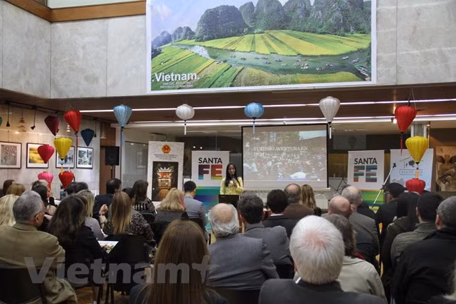 Semaine de la culture et du tourisme vietnamiens en Argentine ảnh 2