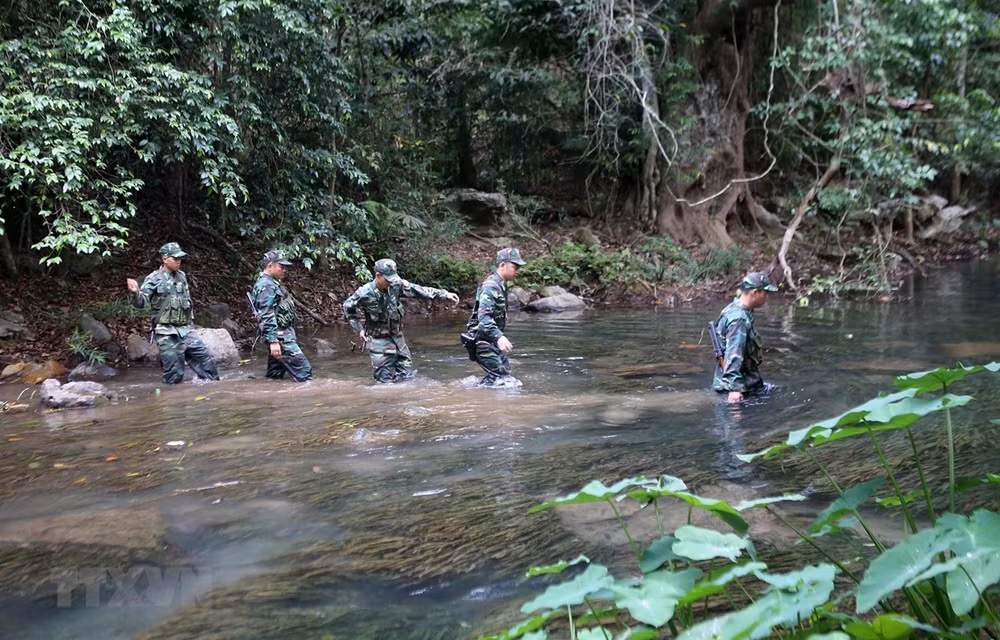 Une loi sur la défense frontalière s'avère extrêmement importante ảnh 1 Une loi sur la défense frontalière s'avère extrêmement importante ảnh 1