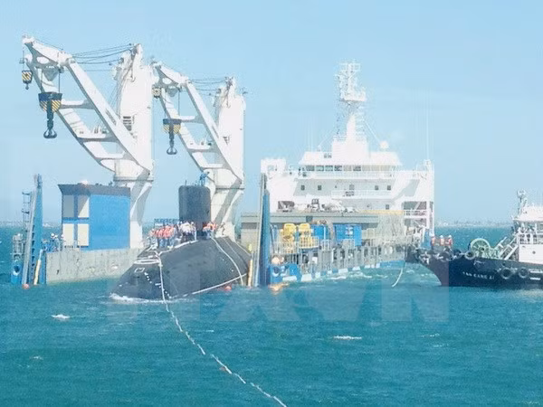 Le 5e sous-marin de fabrication russe livré au Vietnam ảnh 1