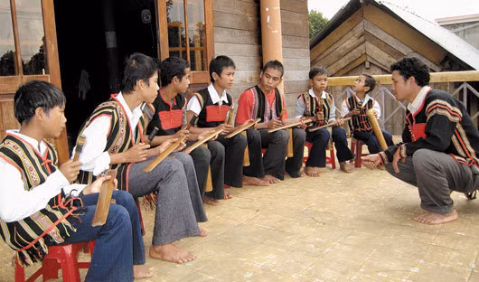 Le ching kram, une innovation musicale des Ede ảnh 1 Le ching kram, une innovation musicale des Ede ảnh 1