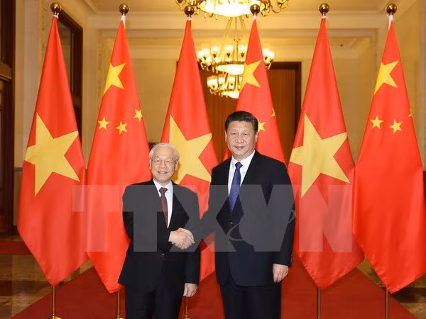 Le leader du PCV félicite le secrétaire général du Parti communiste chinois ảnh 1