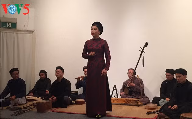 Quand Heinrich Heine rencontre la musique traditionnelle vietnamienne ảnh 1