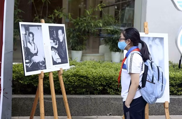 Le compositeur Phu Quang reçoit le Grand Prix du Prix Bùi Xuân Phai ảnh 3