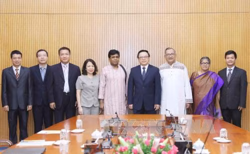 Promotion de la coopération entre les partis communistes vietnamien et bangladais ảnh 1