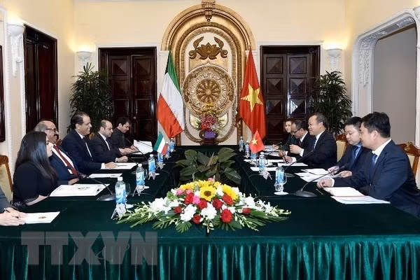 Le Vietnam et le Koweït tiennent leur troisième consultation politique ảnh 1