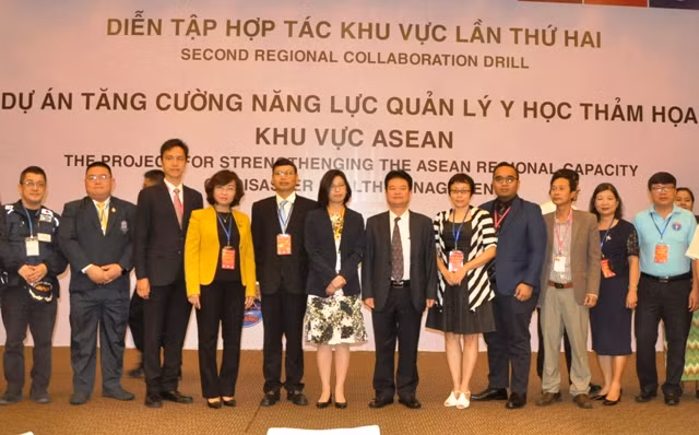 Exercice régional de réponse aux catastrophes naturelles à Da Nang ảnh 1