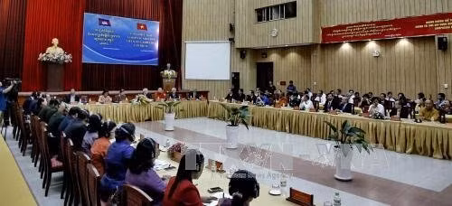 Vietnam - Cambodge : Intensifier la coopération entre les deux Associations d’Amitié ảnh 1