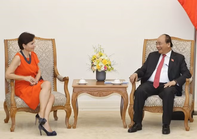 Le PM Nguyên Xuân Phuc reçoit l’ambassadrice d’Italie ảnh 1
