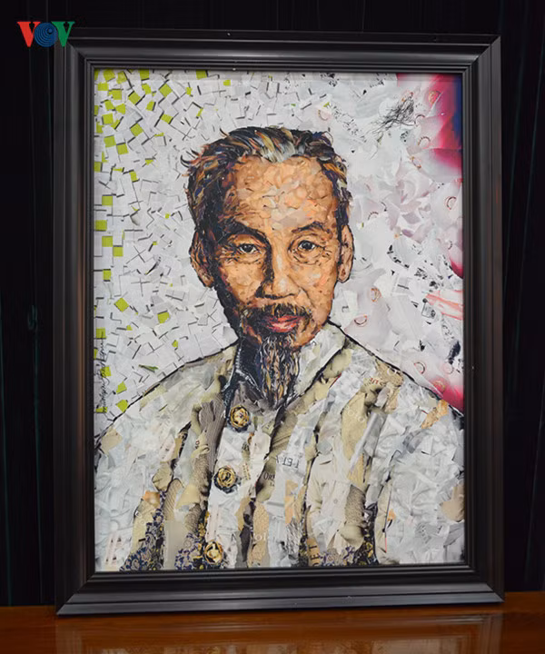 De nombreux documents et objets sur le Président Hô Chi Minh remis à son musée ảnh 1