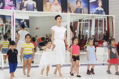 Des opportunités pour le mannequinat pour enfants vietnamiens ảnh 2