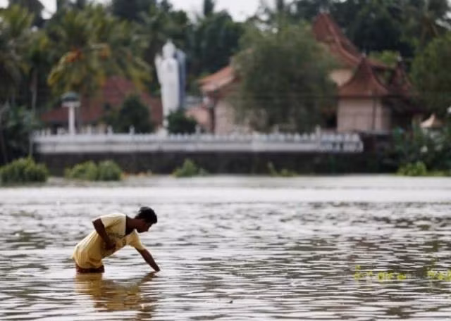 Inondations au Sri Lanka : message de condoléances du Premier ministre vietnamien ảnh 1