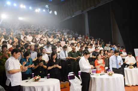 21 milliards de dongs collectés pour les enfants atteints de cardiopathie congénitale ảnh 1