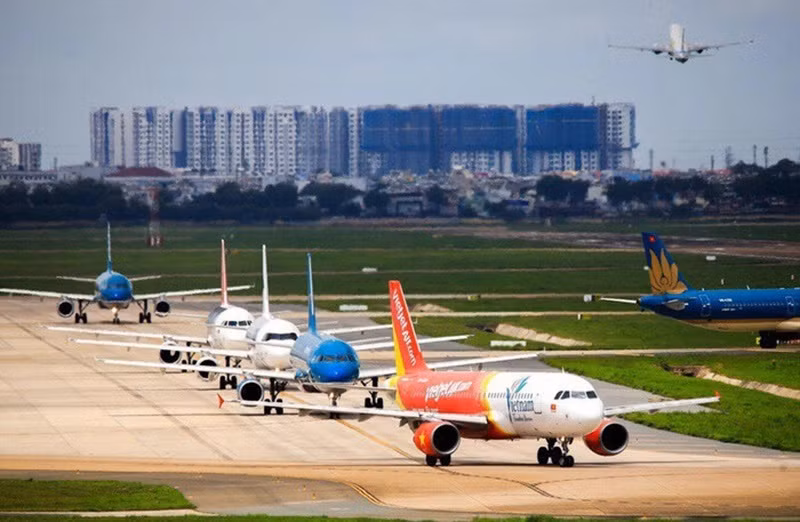  Le Vietnam prévoit d'augmenter la fréquence des vols pendant les vacances du 30 avril et du 1er mai ảnh 1