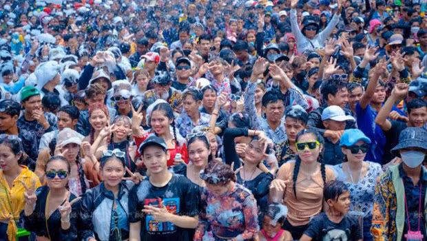 Le Cambodge lève les mesures préventives contre le COVID-19 ảnh 1