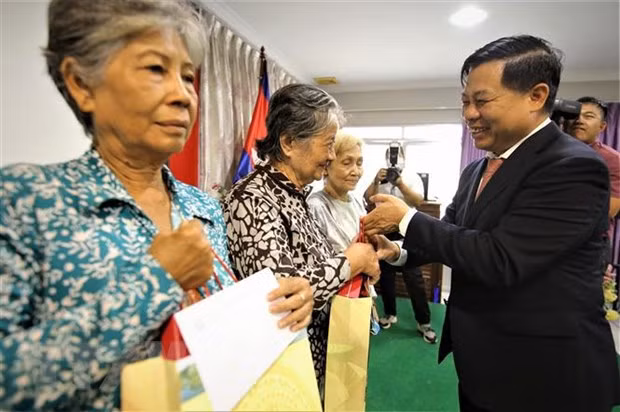 Un chercheur cambodgien apprécie la politique du Vietnam vis-à-vis des Vietnamiens d'outre-mer ảnh 1 Un chercheur cambodgien apprécie la politique du Vietnam vis-à-vis des Vietnamiens d'outre-mer ảnh 1