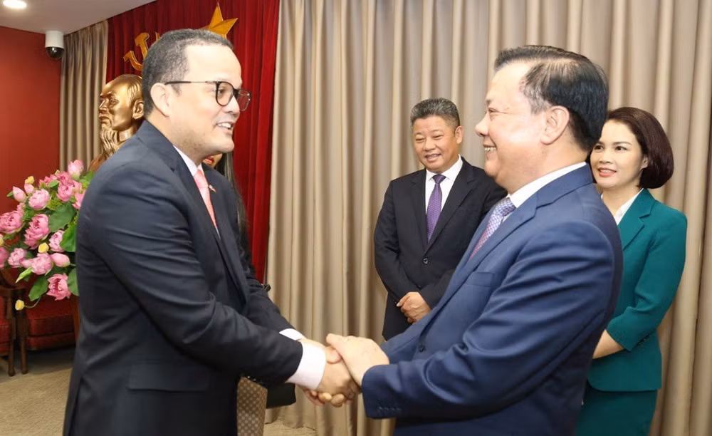 Hanoi et Saint-Domingue (République dominicaine) promeuvent leur coopération ảnh 2