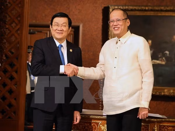 Entretien entre les présidents vietnamien et philippin ảnh 1