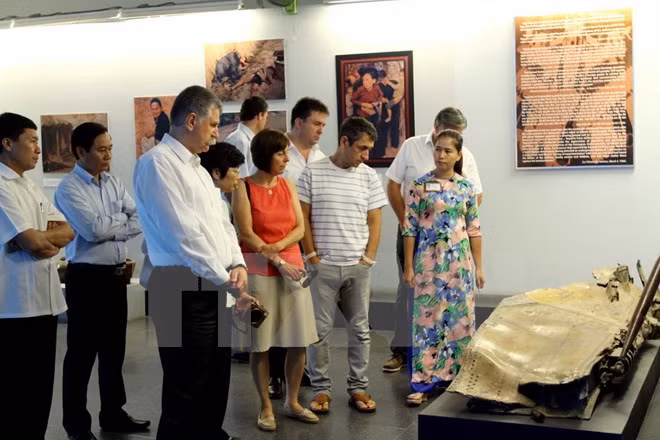 Le président de l'Assemblée nationale de Hongrie termine sa visite officielle au Vietnam ảnh 1