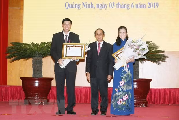 Quang Ninh et les provinces du Nord du Laos cherchent à élargir leur coopération ảnh 1