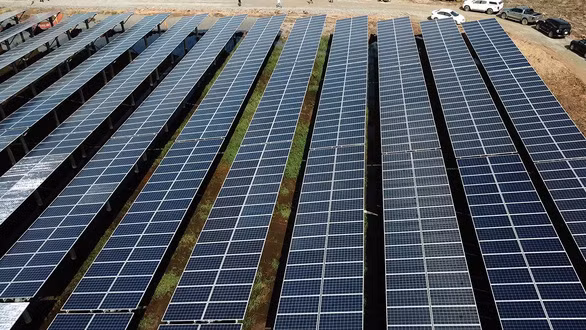 Mise en service d’une centrale solaire de 40,6 MWp à Long An ảnh 1 Mise en service d’une centrale solaire de 40,6 MWp à Long An ảnh 1