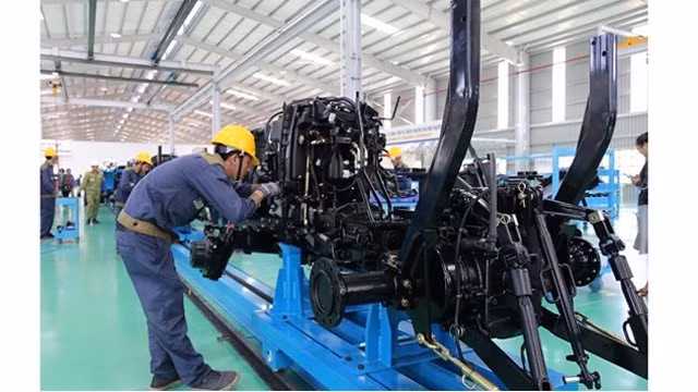 L'usine de machines agricoles la plus moderne du Vietnam inaugurée à Quang Nam ảnh 1