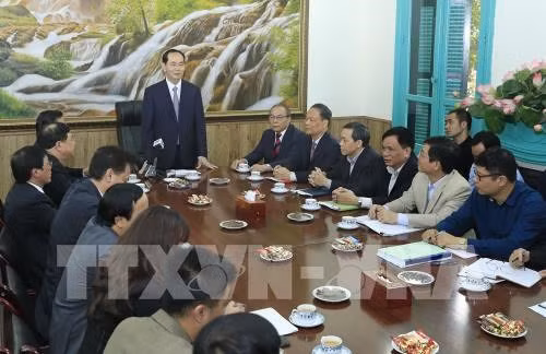 Le chef de l'Etat travaille avec le Comité national de pilotage de la réforme judiciaire ảnh 1