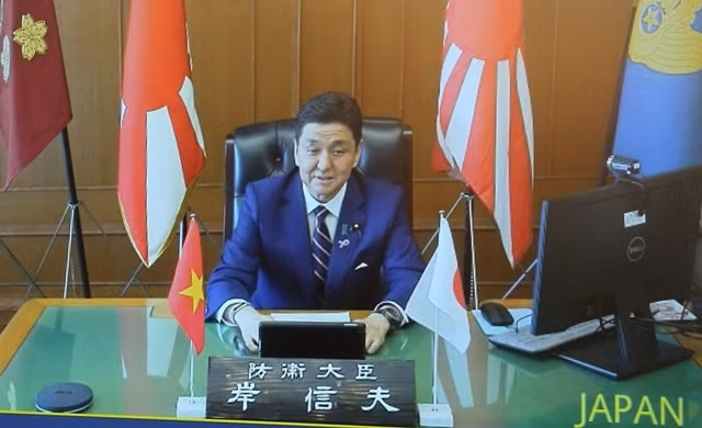 Vietnam – Japon : conversation téléphonique entre les deux ministres de la Défense ảnh 2