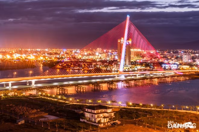 Les ponts célèbres de Da Nang ảnh 3
