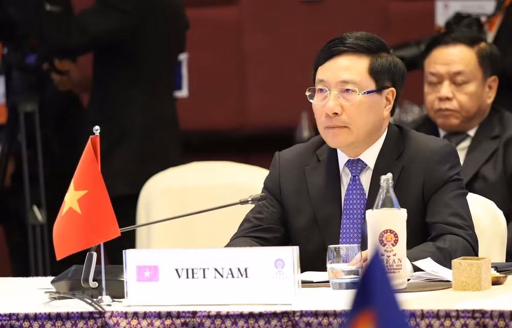 Le Vietnam participe aux conférences ministérielles entre l’ASEAN et des partenaires en Thaïlande ảnh 1