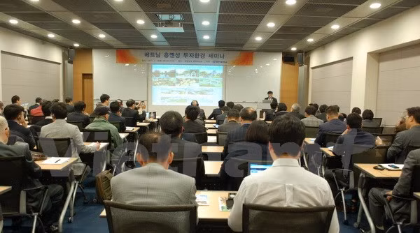 Présentation des potentiels de coopération de Hung Yen à des entreprises sud-coréennes ảnh 1