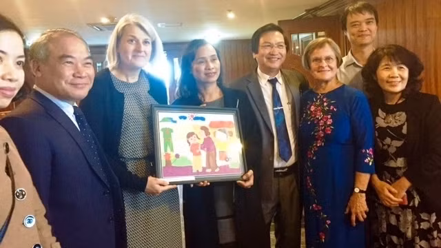 Vietnam - Danemark: succès de la coopération dans l’éducation aux Beaux-arts au primaire ảnh 1