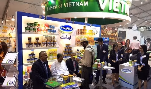 Foire Gulfood 2016 : Vinamilk signe un contrat de plusieurs millions de dollars ảnh 1