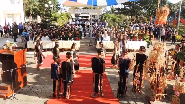 Découvrir la culture des ethnies minoritaires de Kon Tum ảnh 1