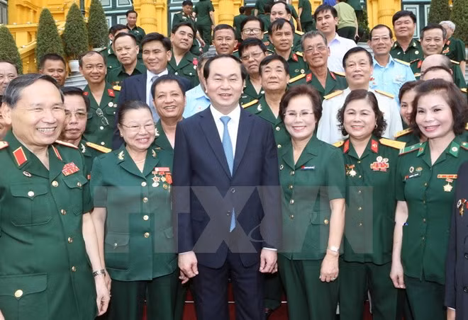 Le président Trân Dai Quang met à l'honneur des hommes d’affaires-vétérans de guerre ảnh 1