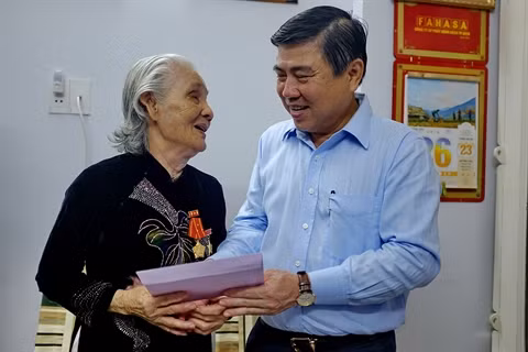 Soins des personnes méritantes ảnh 1