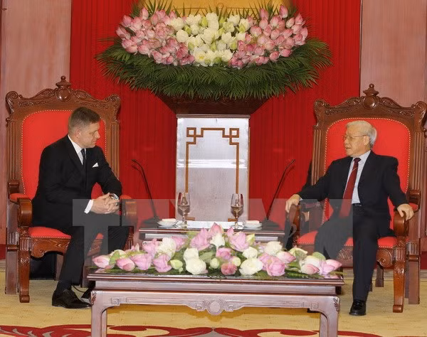 Le Vietnam souhaite promouvoir ses relations avec la Slovaquie ảnh 1