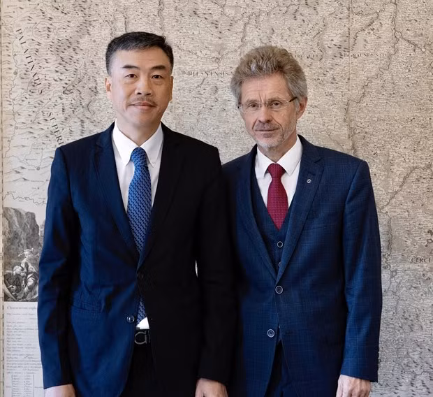 Le président du Sénat tchèque apprécie le potentiel et la position du Vietnam ảnh 1