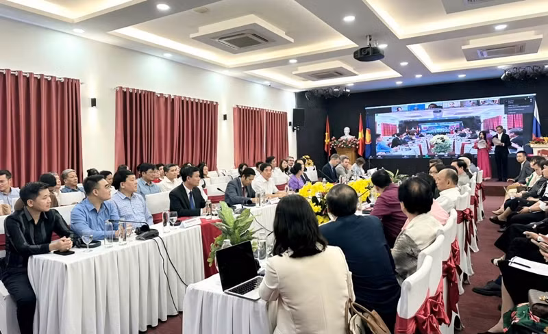 Promotion des relations économiques entre l'ASEAN, les économies émergentes et la Russie ảnh 1