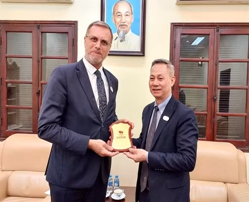 L’ambassade de France apporte "tout son soutien" aux athlètes vietnamiens à Paris 2024 ảnh 1