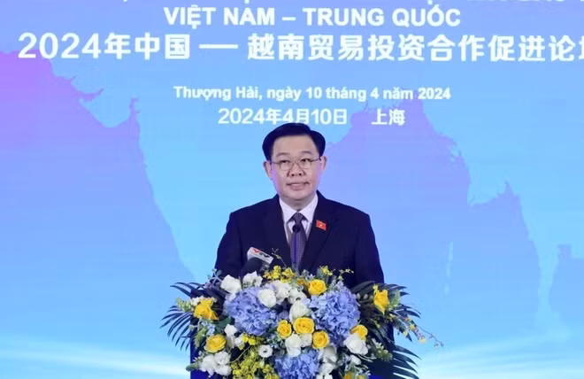 Forum politique et juridique pour promouvoir la coopération d’investissement et de commerce Vietnam-Chine ảnh 1
