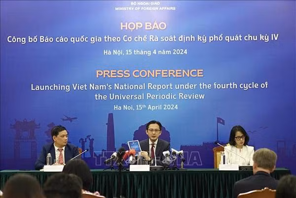 Rapport UPE du Vietnam: le pays obtient des acquis dans la protection et la promotion des droits de l’homme ảnh 1