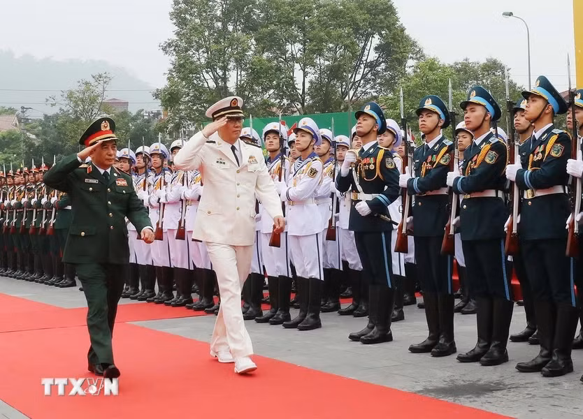 Le Vietnam et la Chine tiennent leur 8e échange d’amitié sur la défense des frontières ảnh 1
